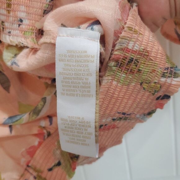 Hope and Harlow Womans Lace Trim Floral Blouse, Size Large - Picture 4 of 6